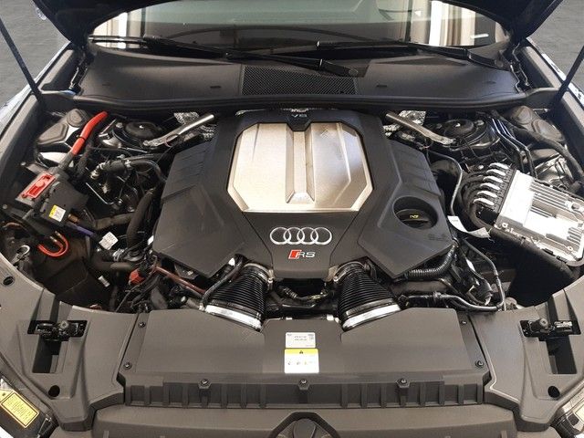Fahrzeugabbildung Audi RS 6 Avant PANO HD-Matrix HeadUp RS-Dynamik