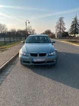 BMW 320i e90 - BMW 320 aus 2006: 320i