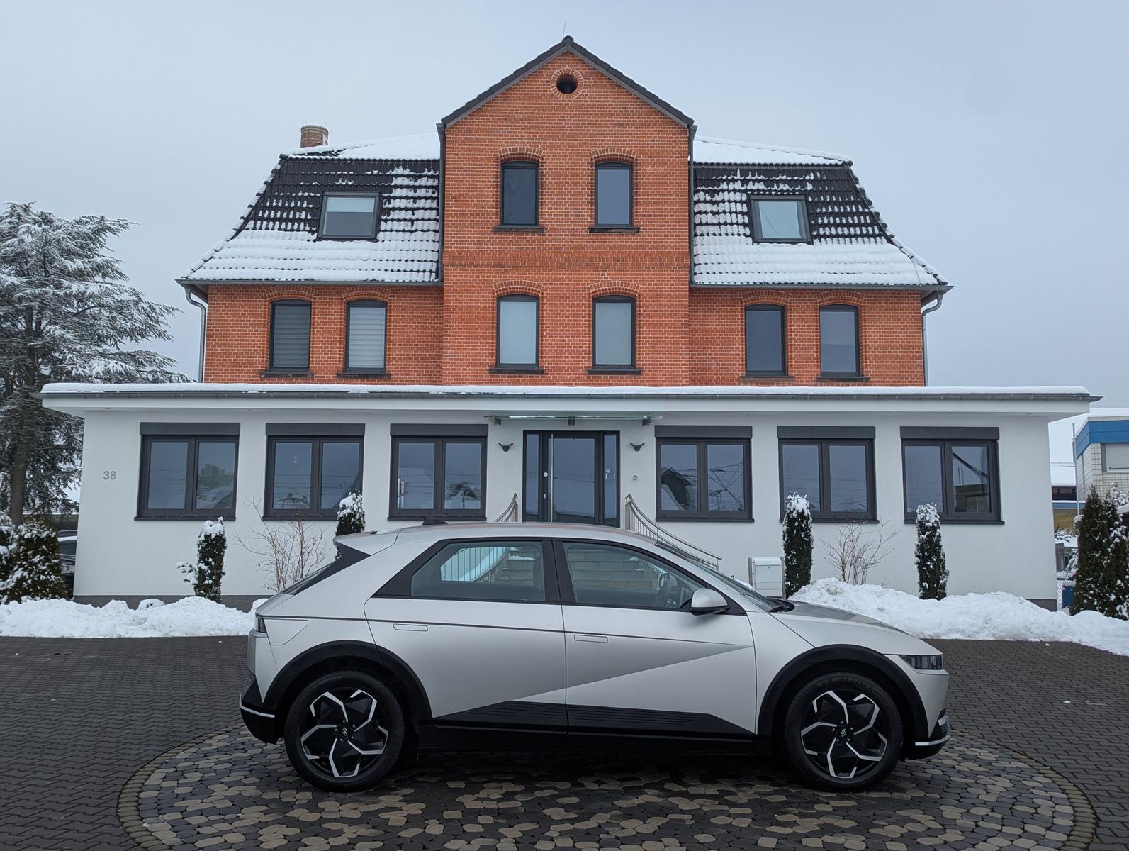 Hyundai Ioniq 5 LED ACC NAVI SHZ CAM WÄRMEPUME 58KWh