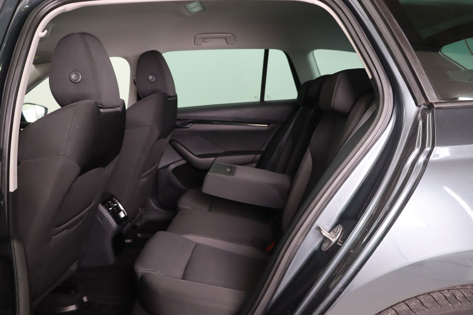 Fahrzeugabbildung SKODA Octavia Combi 1.5 TSI * RFK * LED * Keyless