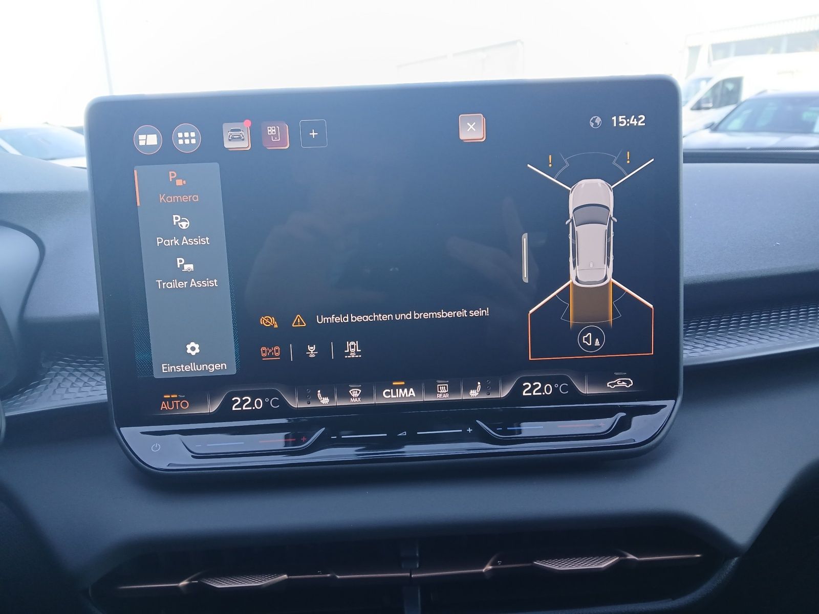 Fahrzeugabbildung CUPRA Terramar VZ 2.0 TSI AHK Sennh. Int.DriveXL