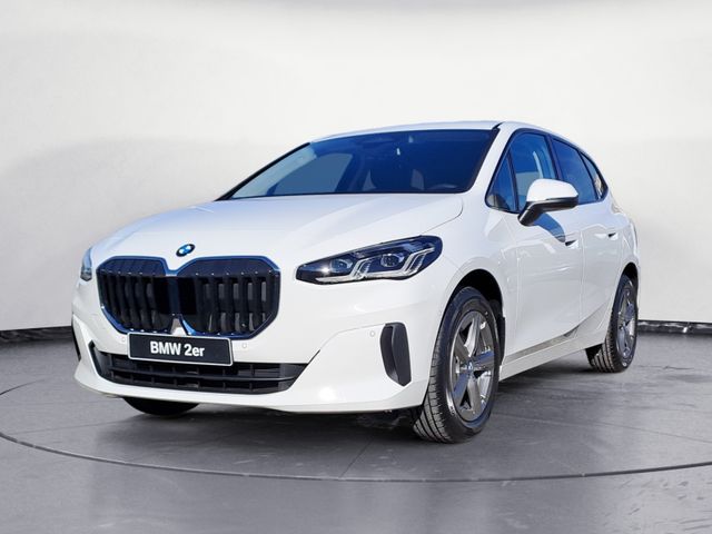 BMW 218i Active Tourer AHK Premiumpaket