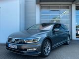 Volkswagen Passat Variant/ R-LINE/4Motion/DSG/ACC/LED - Volkswagen Passat Variant: 4motion