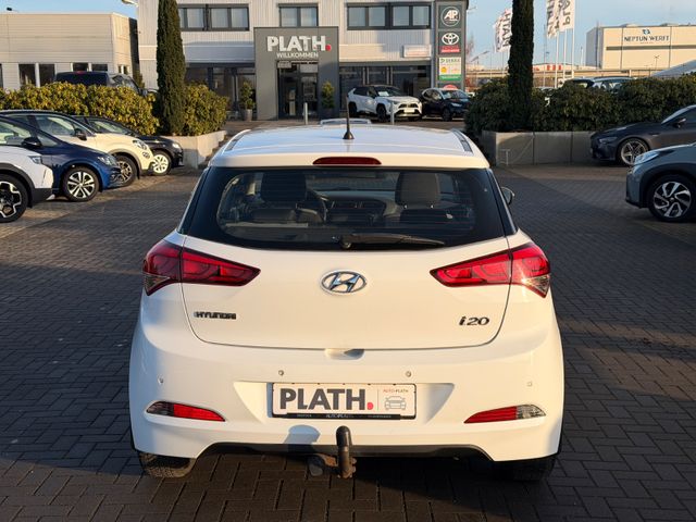 Hyundai i20 1.2 blue YES!