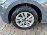 Volkswagen Touran 1.5 TSI DSG LED NAVI ACC KAM. AHK 7 SITZE - VW Touran 7-Sitzer