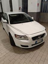 Volvo V50 D2 POLAR - weiße Volvo V50