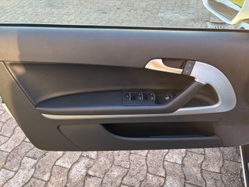 Bild 6 Audi A3 Cabriolet S line Sportpaket / plus XENON+NAVI