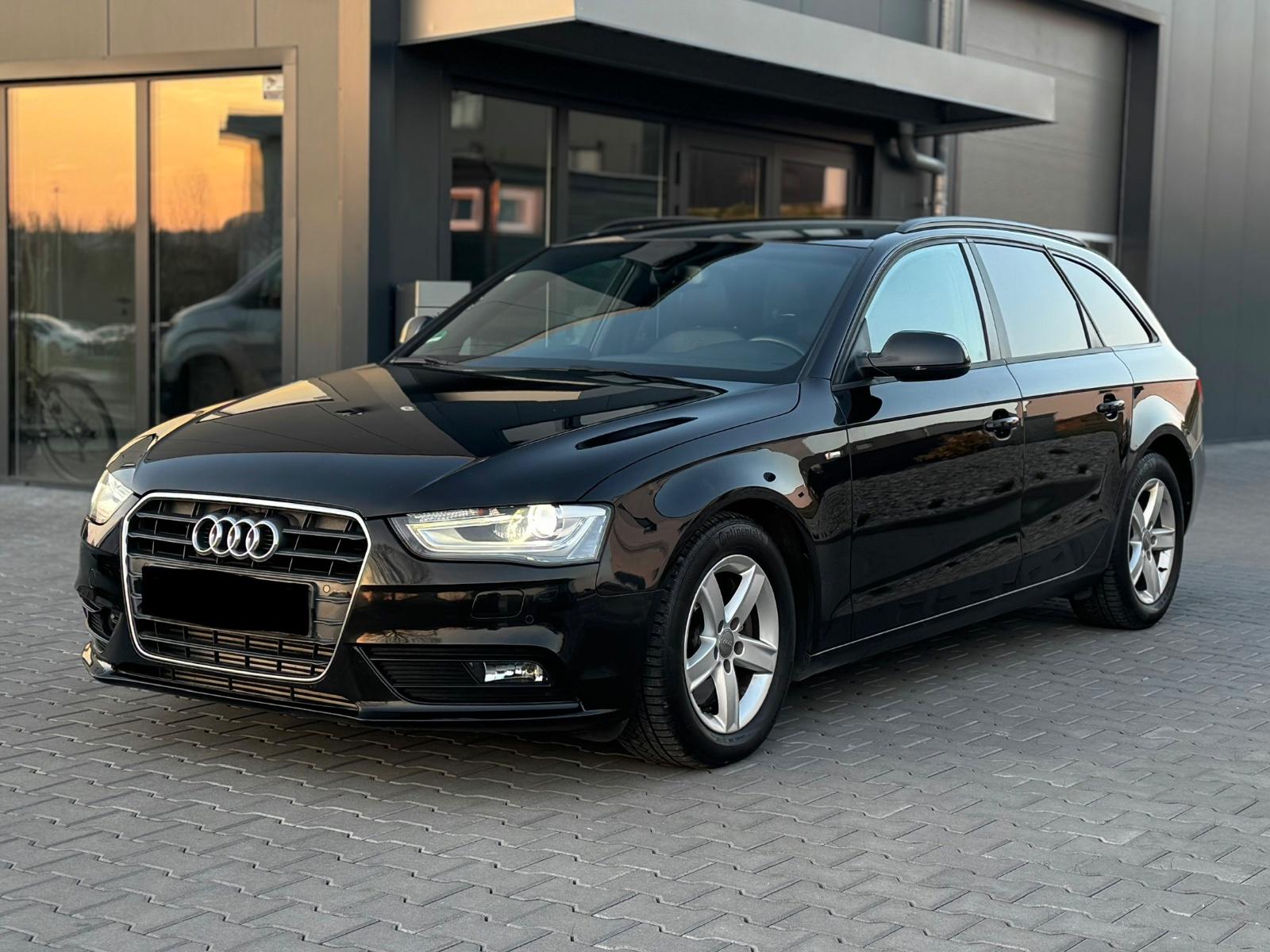 Audi A4 3.0 S-LINE/XEN/LED/SHZ/NAVI/PDC/TEMPO+