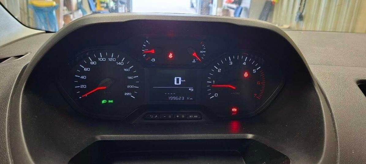 Peugeot Partner Premium L1