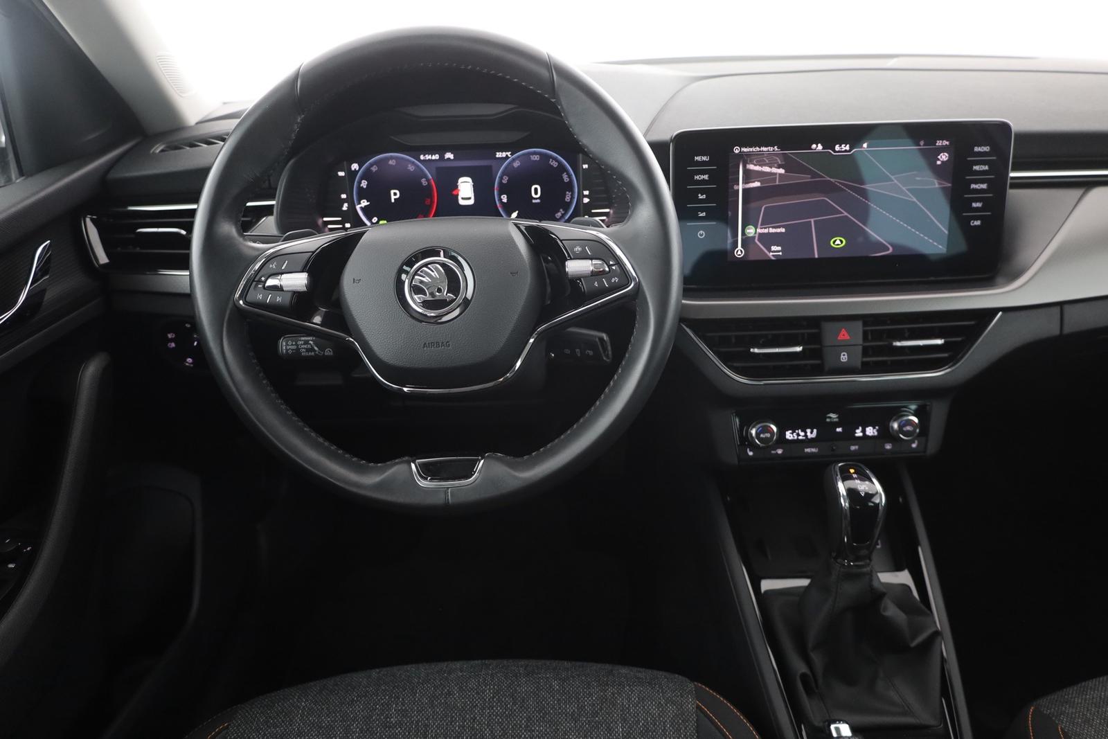 Skoda Kamiq 1.0 TSI DSG Ambition SmartLink Kamera ACC