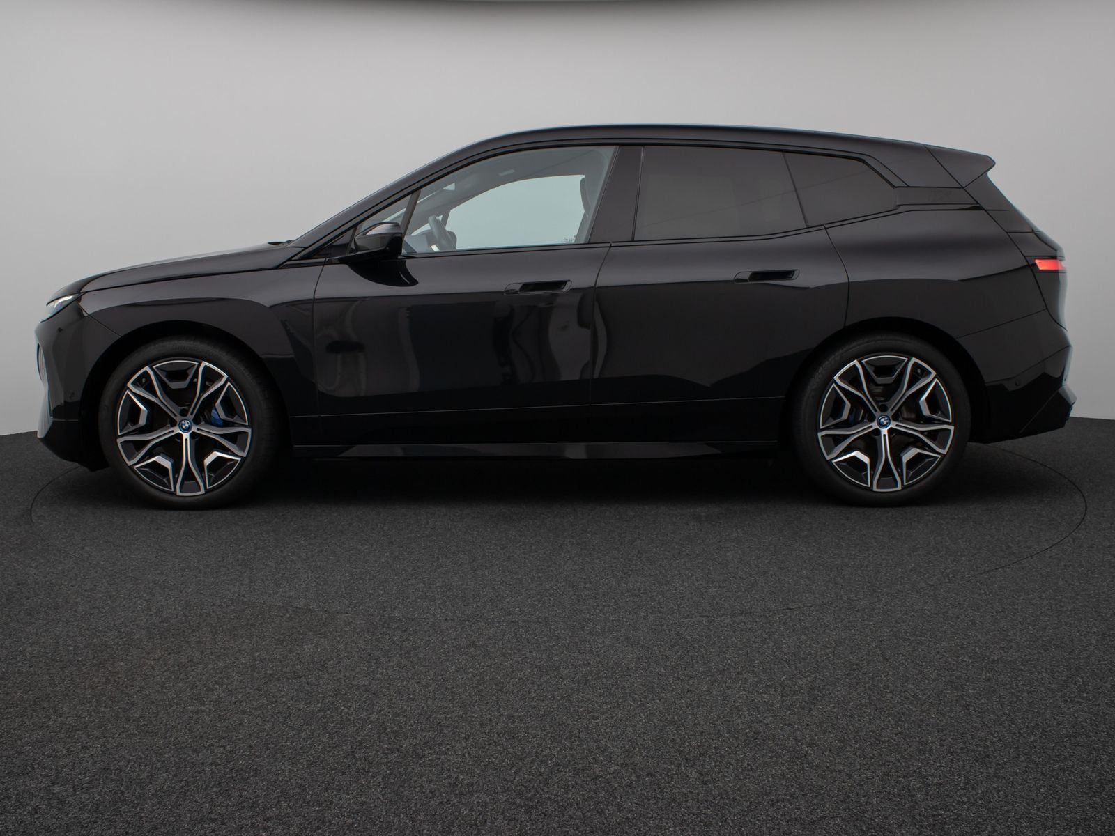 Fahrzeugabbildung BMW iX xD40 Sport Panorama Laser 360°ACC Komfort 22"