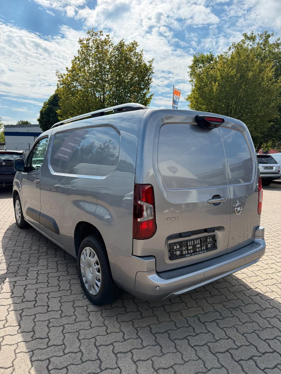 Opel Combo E Cargo Edition XL CAM/PDC/Automatik/Klima