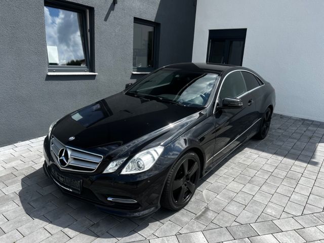 Mercedes-Benz E 200 CGI Coupe/Automatik/AMG-Paket