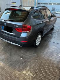 صورة 6 لـ 2013 BMW IX1