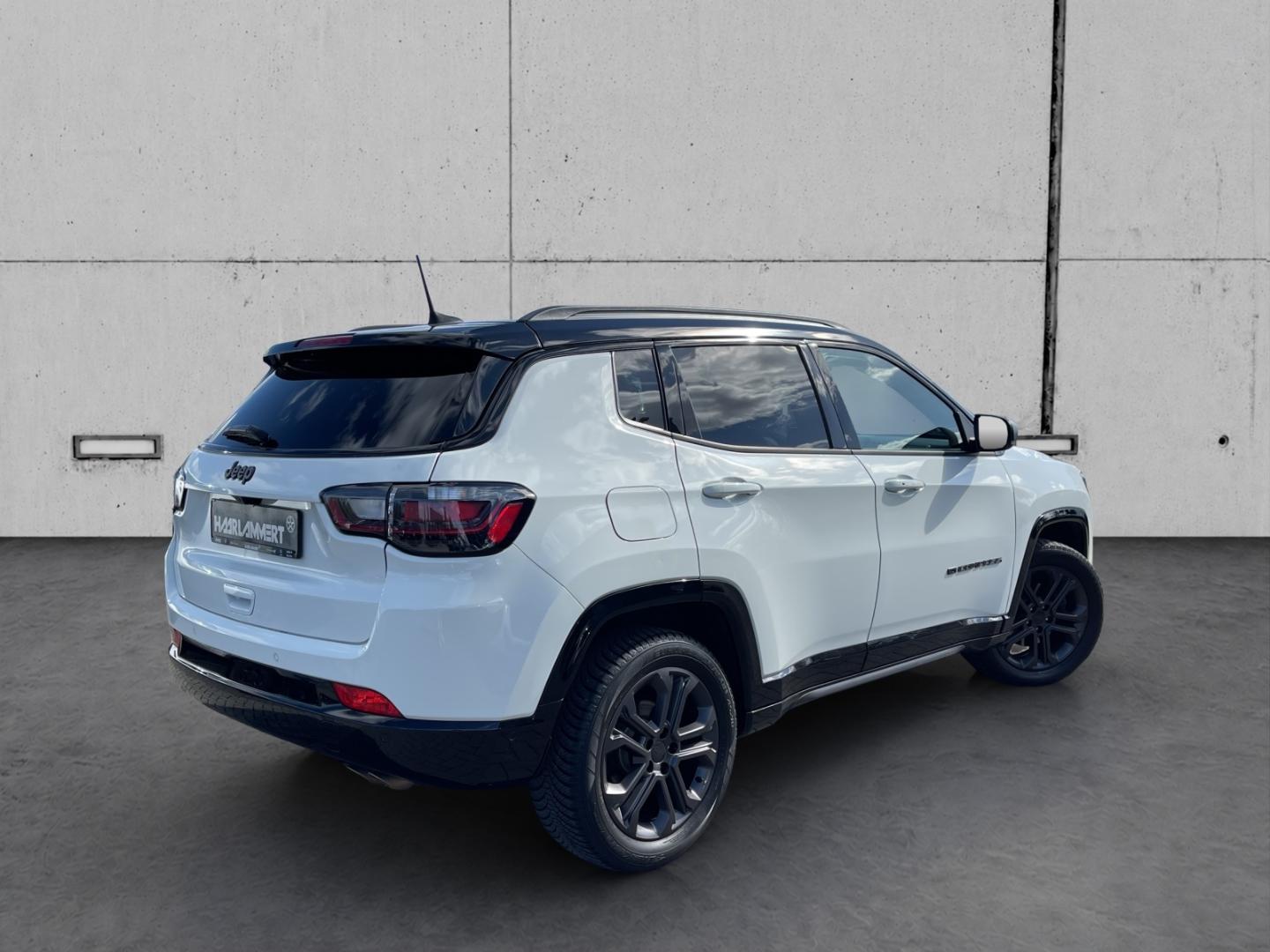 Jeep Compass 80th Anniversary +LEDER+NAVI+ACC+CARPLAY, миниатюра 3