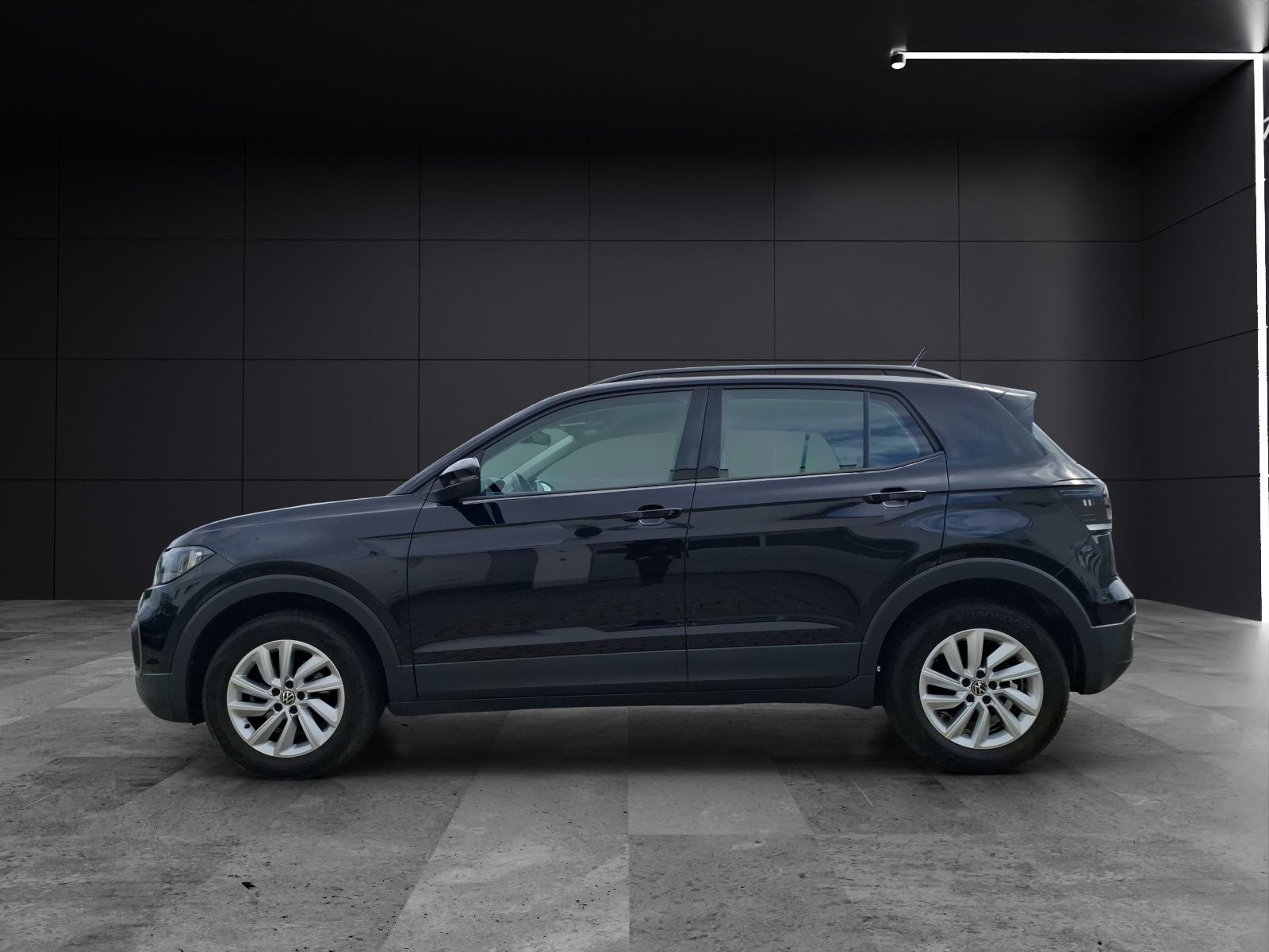 Fahrzeugabbildung Volkswagen T-Cross TSI Life Navi Climatronic RFK SH LM