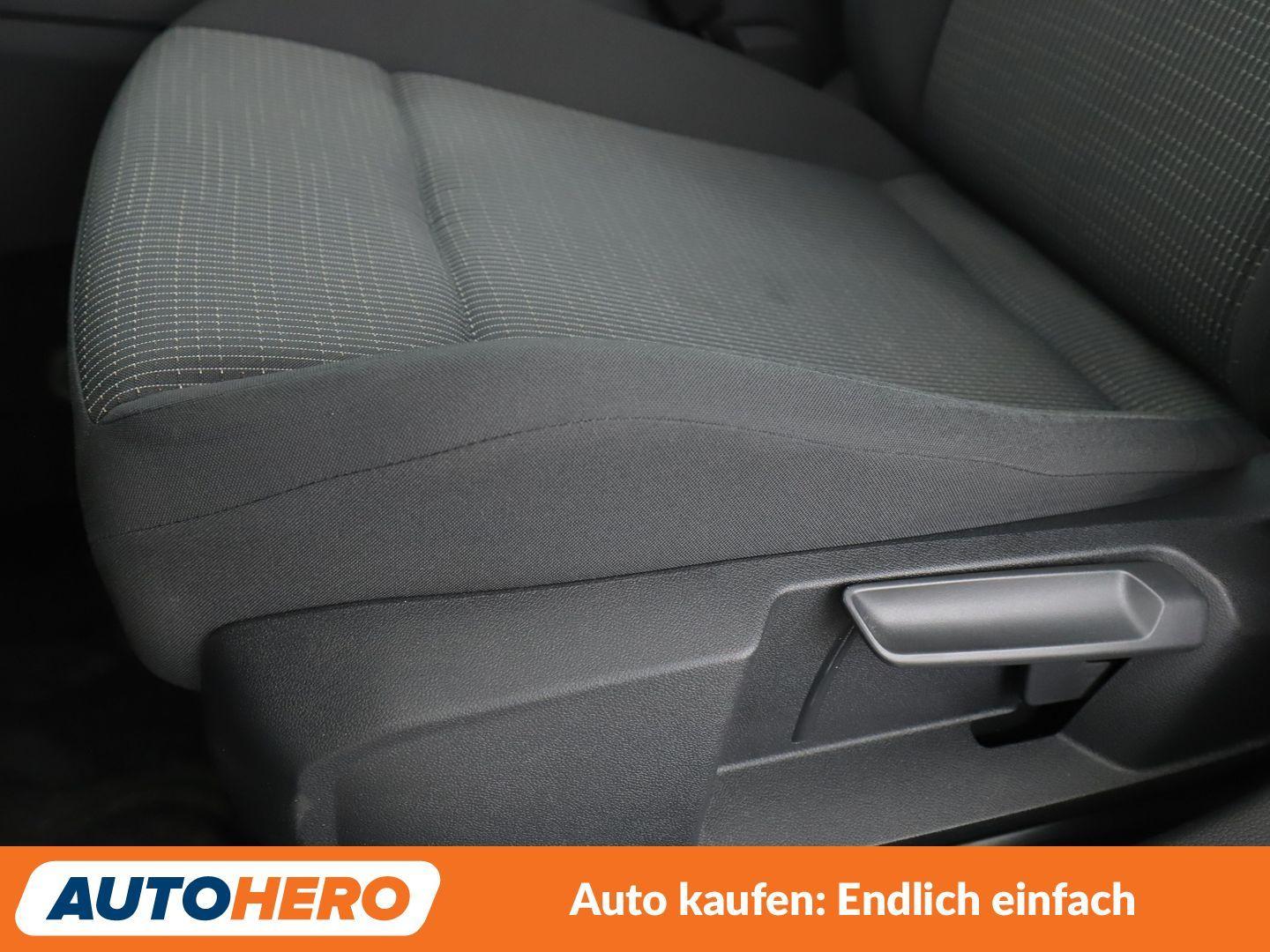Volkswagen Golf VIII 1.0 TSI*TEMPO*PDC*SHZ*KLIMA*GARANTIE*, миниатюра 11