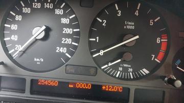 صورة 5 لـ 2001 BMW X5