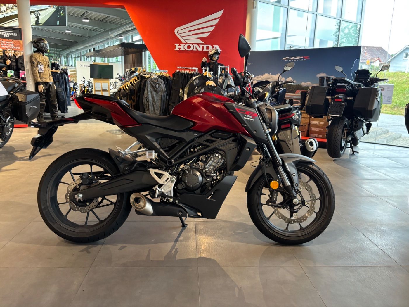 Fahrzeugabbildung Honda CB 125 R 2025