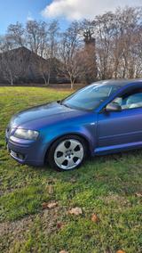 Audi A3  3.2  V6 Quattro - Audi quattro: V6