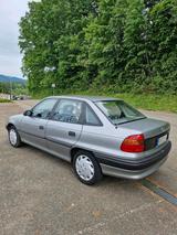 Opel Oldtimer Opel Astra - gebrauchte Opel Astra aus dem Jahr 1995
