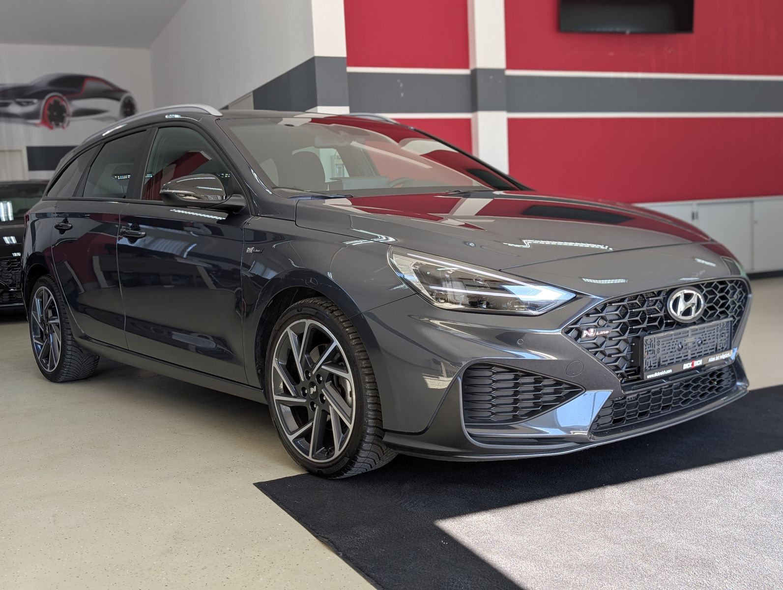 Fahrzeugabbildung Hyundai i30 N Line Mild-Hybrid KAM TEMP LED PANO CARPLAY