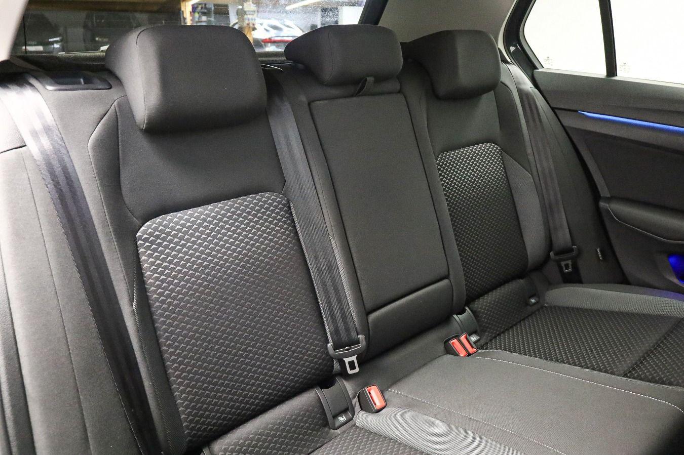 Volkswagen Golf VIII 1.5 TSI ACTIVE*LED*STHZG*KAMERA*PDC*SH, миниатюра 22