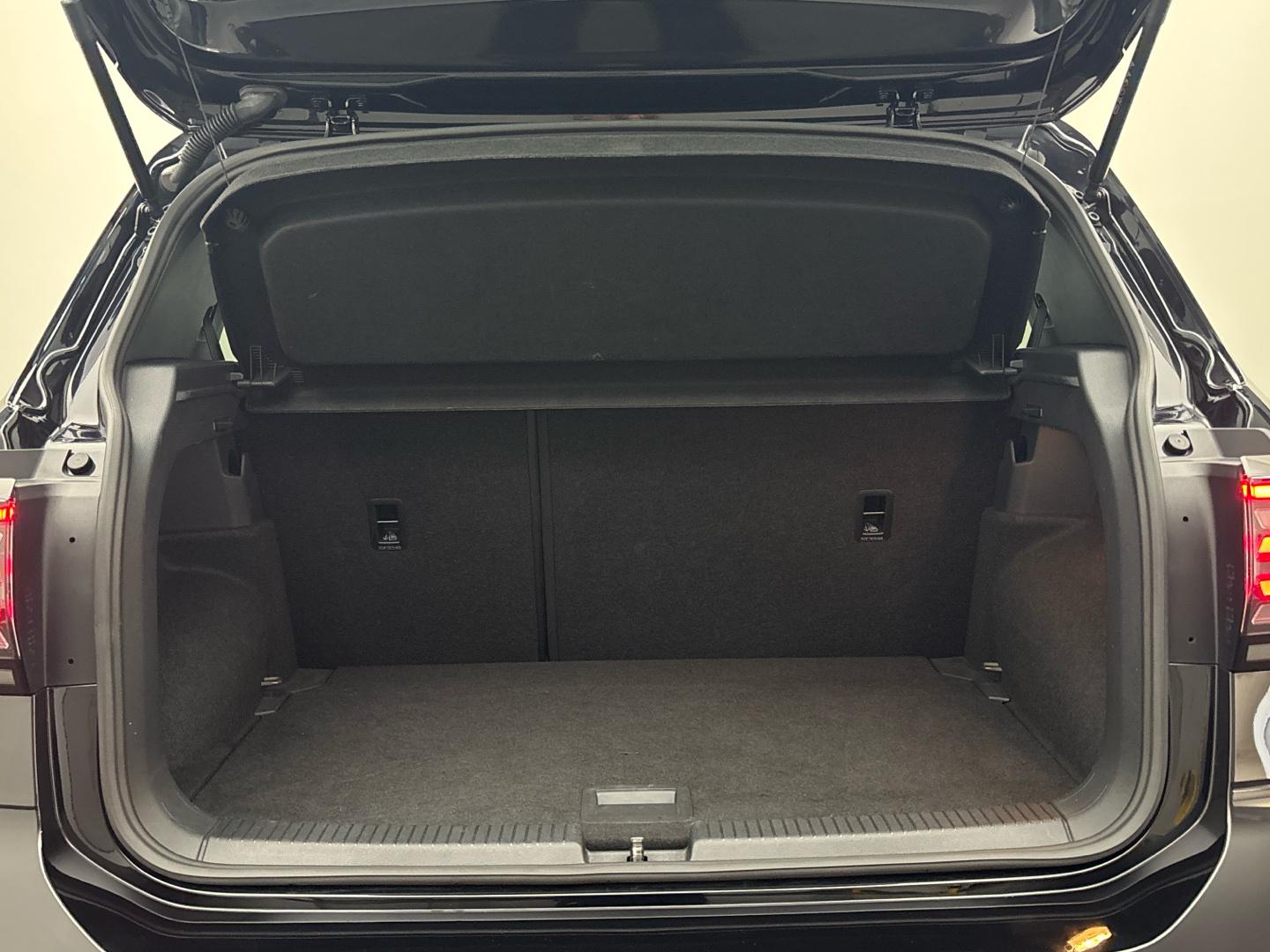 Volkswagen T-Cross R-Line 1.0TSI CarPlay Matrix App-Connect, миниатюра 13