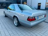Mercedes-Benz E320 Coupe C124 H Kennzeichen - gebrauchte Mercedes-Benz E 320 aus dem Jahr 1996