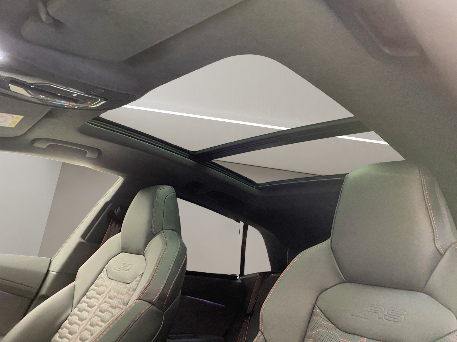 Audi RSQ8 - Bild 18