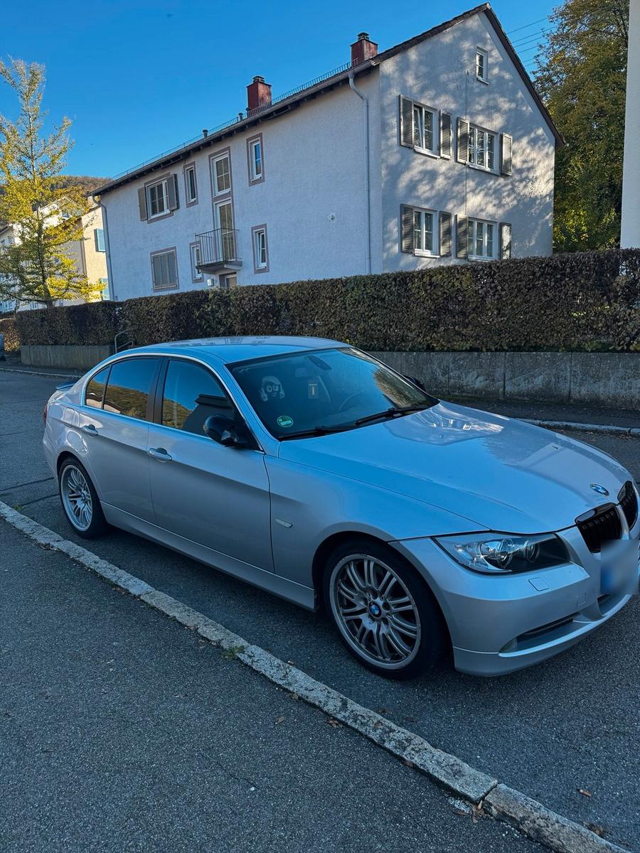 BMW 320