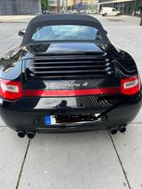 Porsche 997 Carrera 4 Cabriolet - Porsche 911er Reihe in Düsseldorf