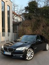 BMW 740D M-SPORT 20Zoll KAMERA.SpurAss.Abs... - gebrauchte BMW 740 aus dem Jahr 2013