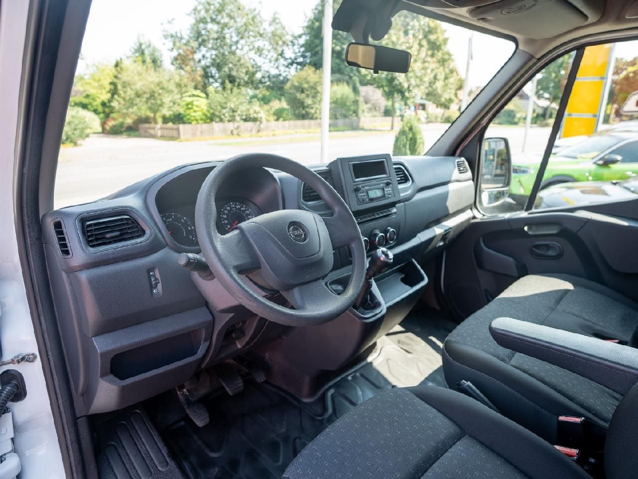 Fahrzeugabbildung Opel Movano B Kasten/Kombi HKa L2H2 3,5t