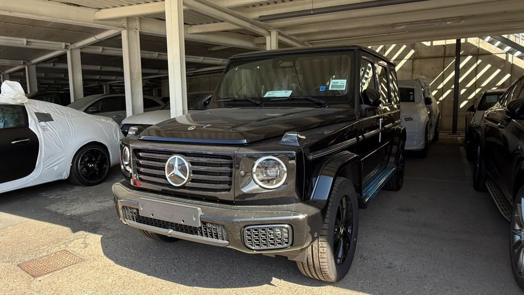 Mercedes-Benz G 450 d - Superior Ventilated Massage Seats 360