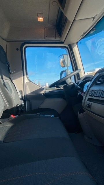 Fahrzeugabbildung DAF FA LF 210 08t Spier Pritsche-Plane