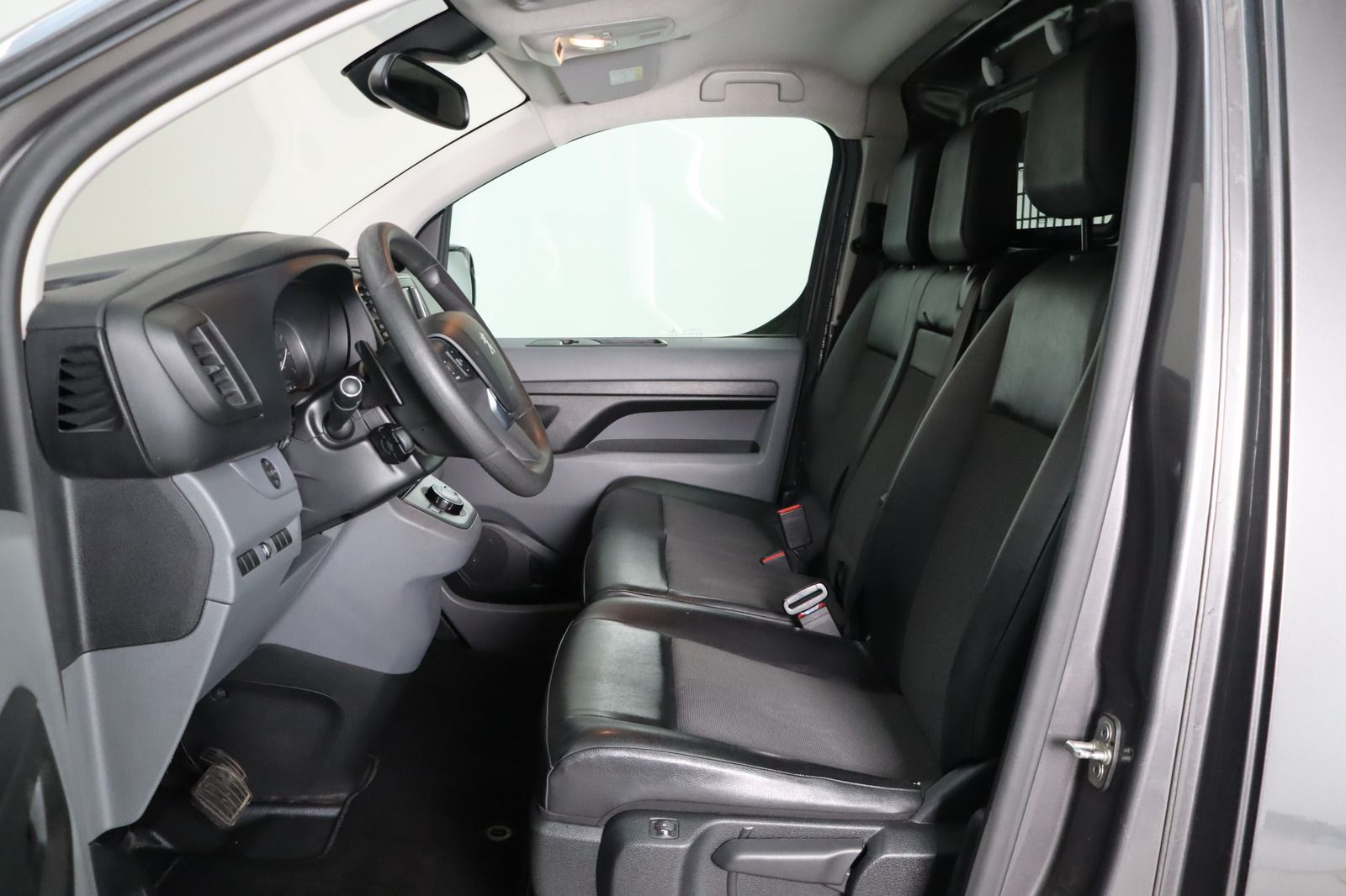 Fahrzeugabbildung Peugeot Expert Kasten L2 Automatik * Klima * 1. Hand