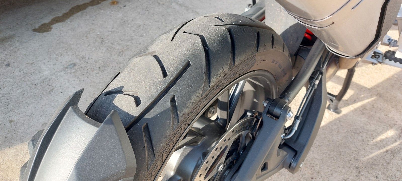 Fahrzeugabbildung Triumph Tiger 1200 GT Explorer  Neuz. + Zub