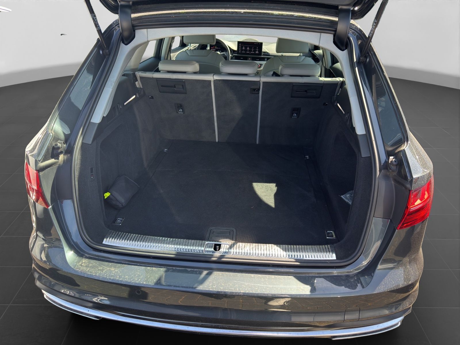 Audi A4 - Bild 18