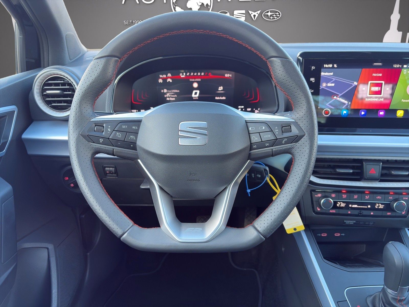 Fahrzeugabbildung SEAT Arona 1.0 TSI FR DSG NAVI/ACC/AHK/SHZ/GJR