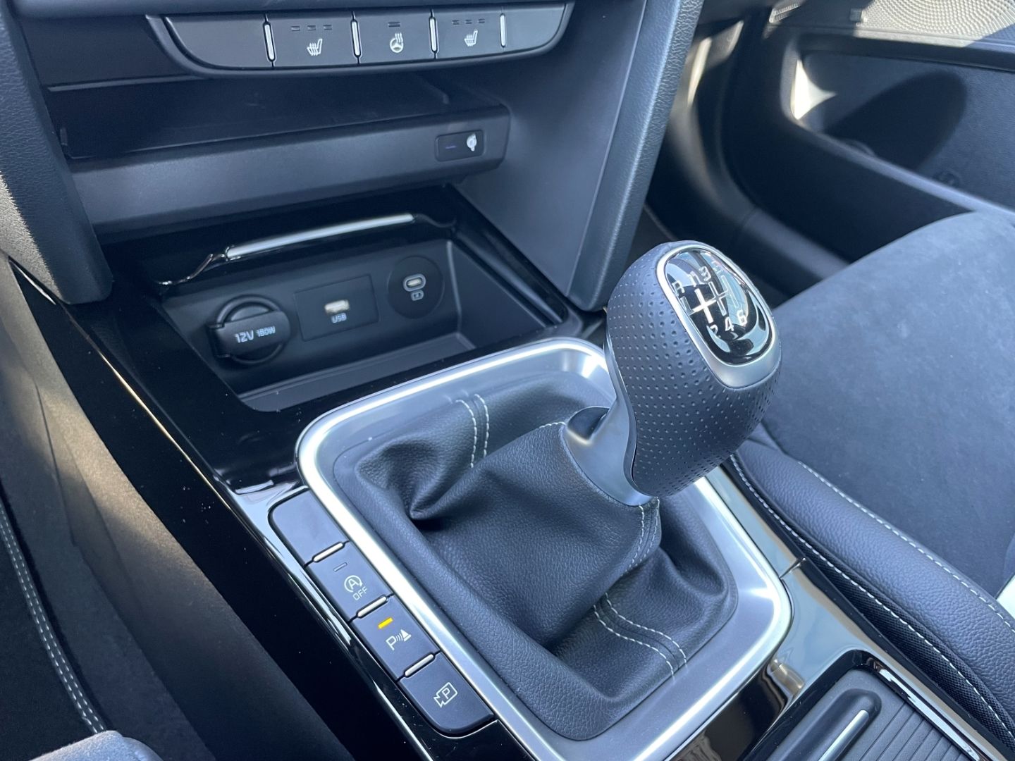 Fahrzeugabbildung Kia Ceed GT Line LED JBL Kamera totWinkAss Memory