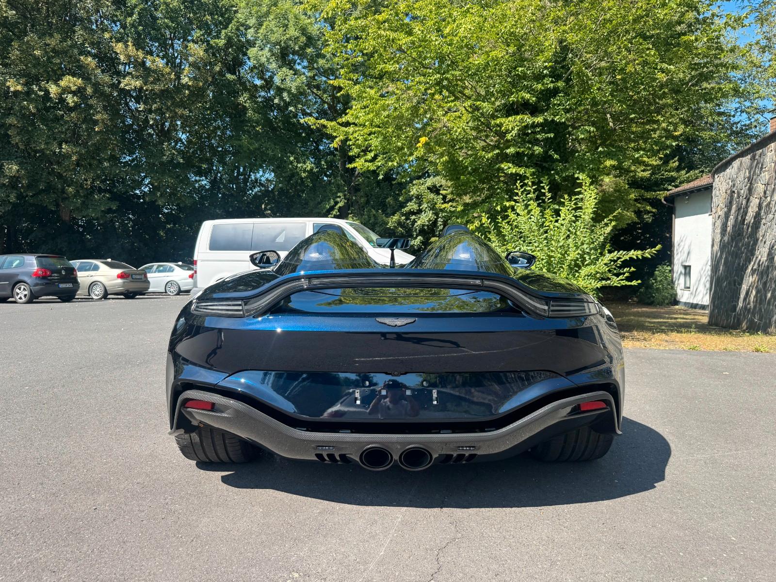 Aston Martin V12 Speedster - Nr. 87 of 88 - excellent cond.