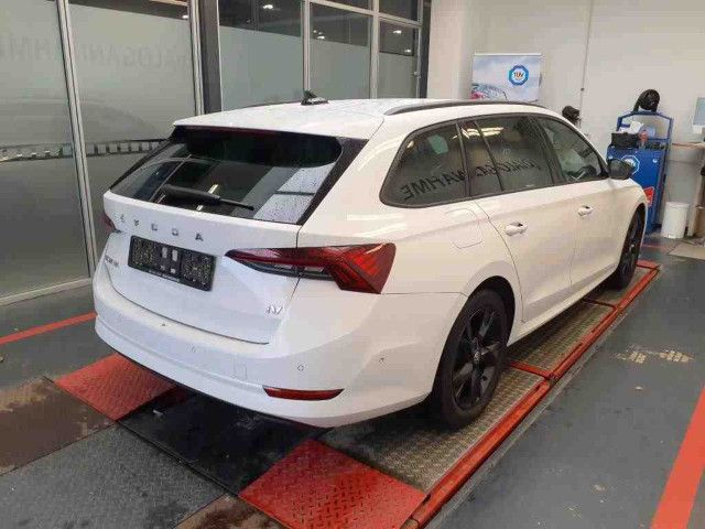 Skoda Octavia Combi iV 1.4 electric TSI DSG Style Kame imagem 2