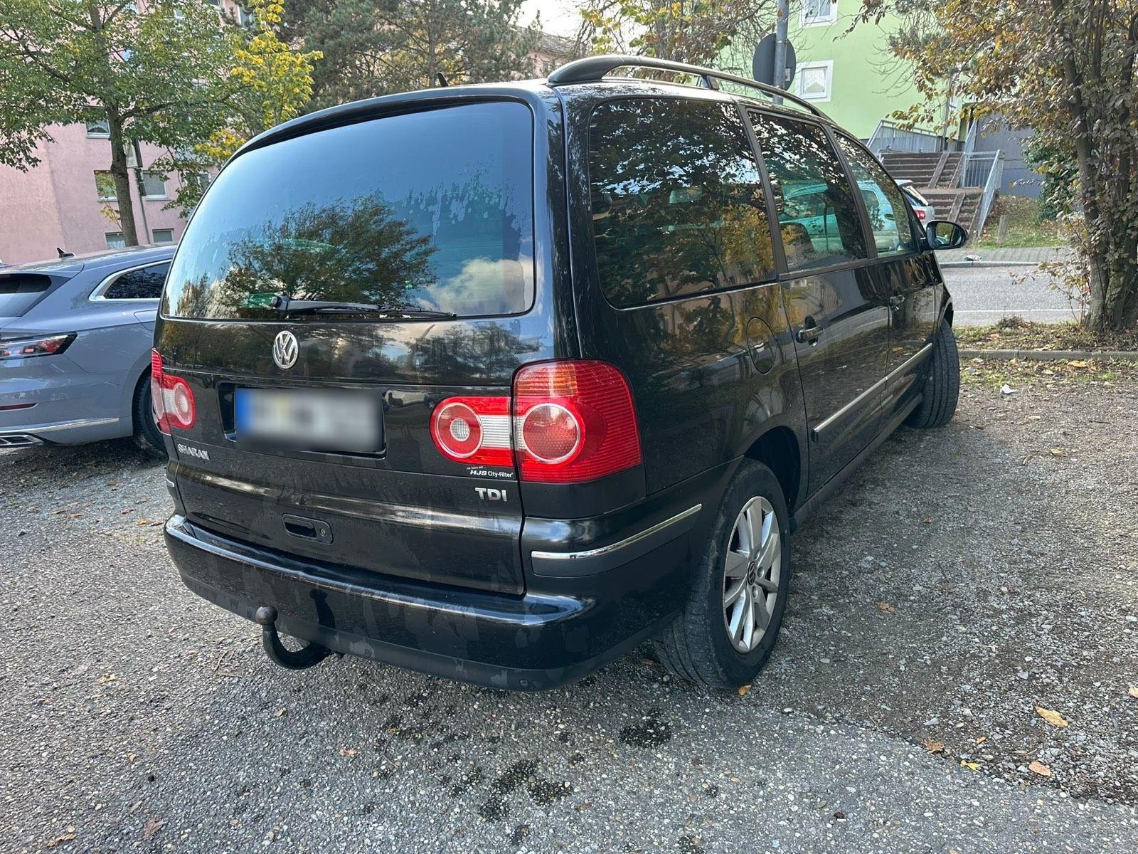 Volkswagen Sharan 2004 — engine 131 HP (96kW)