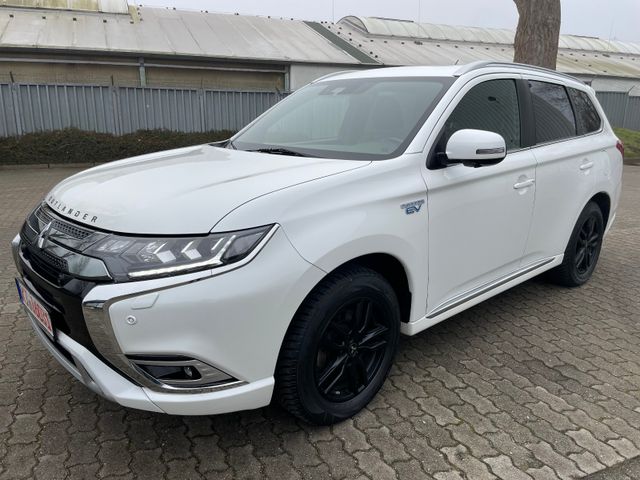 Mitsubishi Outlander PHEV Top 4WD