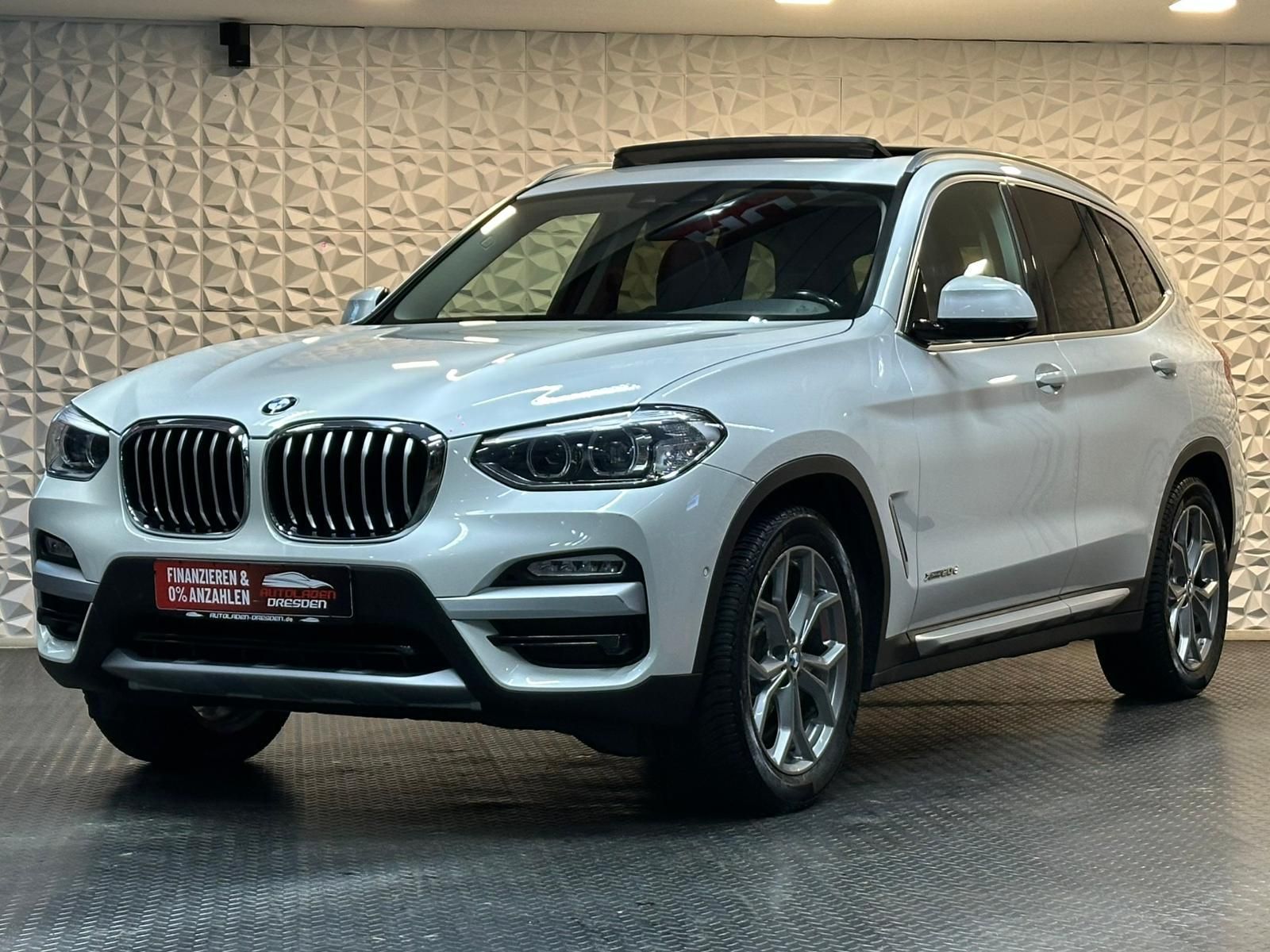 BMW X3  xDrive20d X Line* LED#SHZ#PANO#NAV#TEMP#SPUR - Image 4