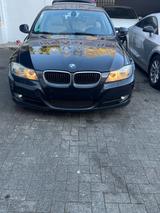 BMW 320i e90 Facelift - BMW 3er E90 mit Facelift