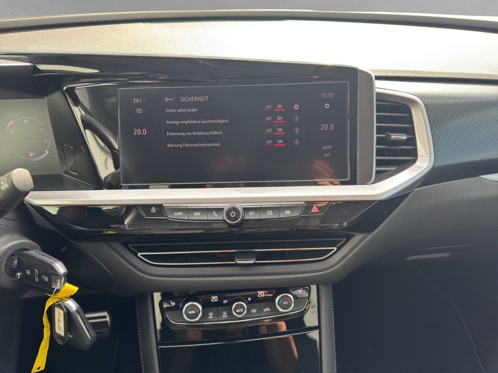 Fahrzeugabbildung Opel Grandland 1.2 Turbo Aut. GS Line/KAMERA/SHZ/NAVI