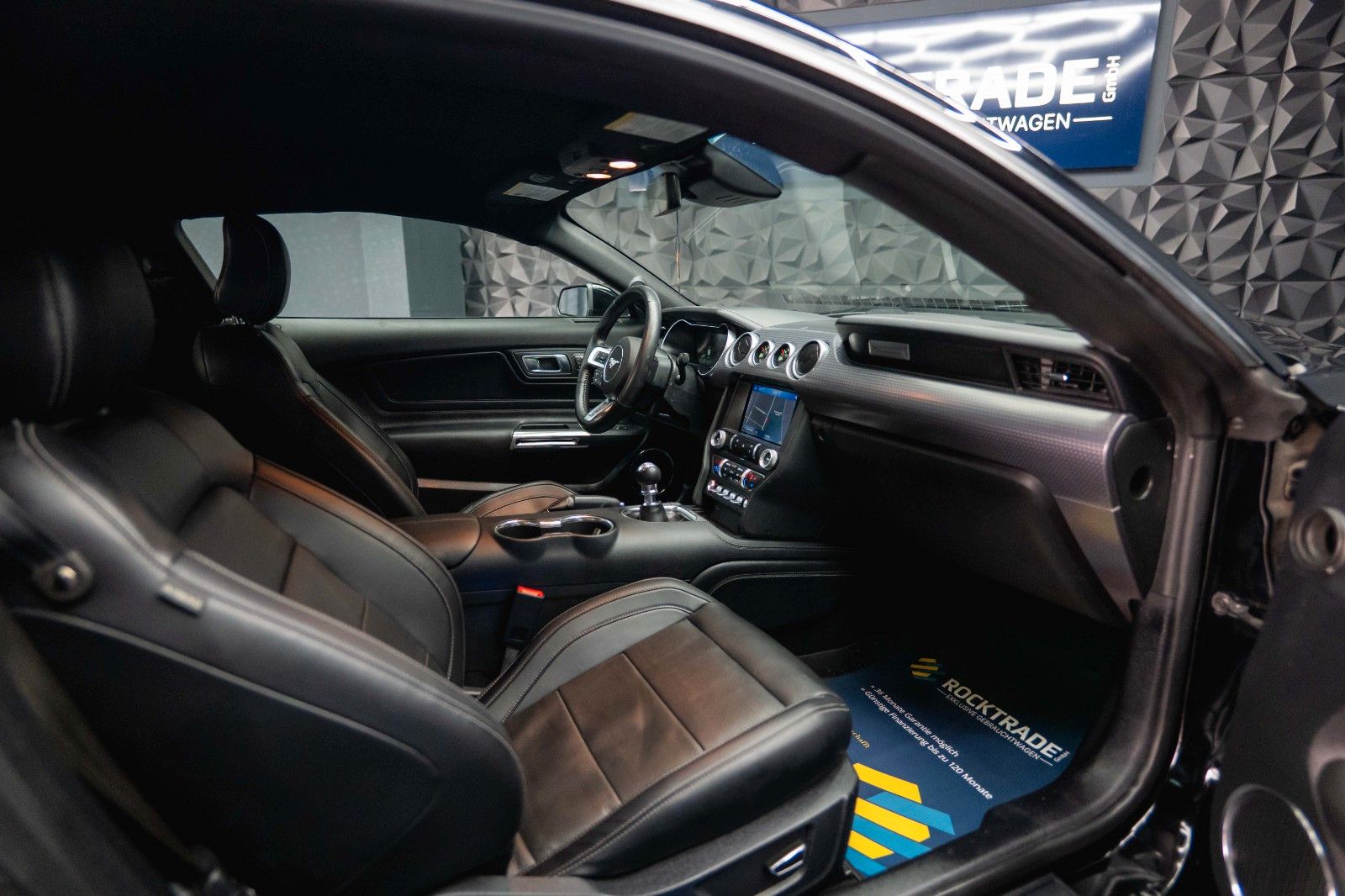 Fahrzeugabbildung Ford Mustang Shelby GT 500 5.0 V8 Performance PREMIUM