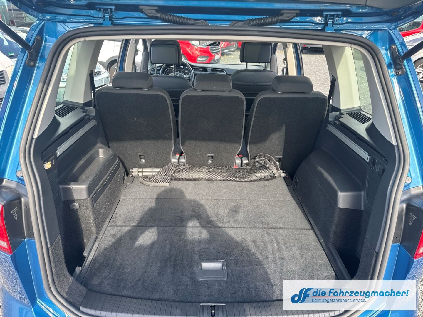 Fahrzeugabbildung Volkswagen Touran Highline 2,0TDi Pano *EXPORT
